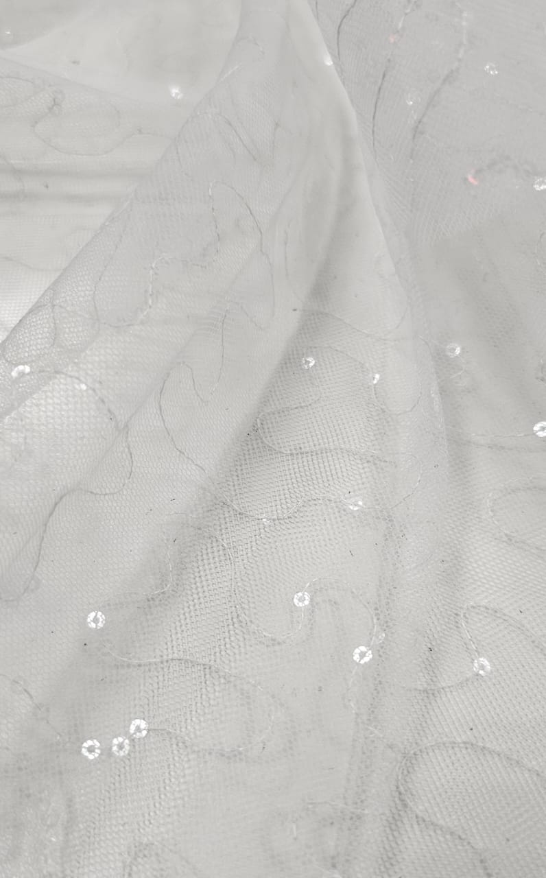 Tule Bordado Caminho Sem Fim Off White com Paetê Transparente  - Largura 1,60 m x Comprimento 1 m
