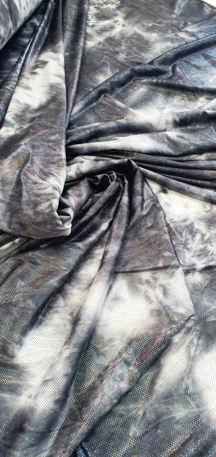 Malha Tai Day com Foil Preto -Largura 1,60 m x Comprimento 2 m 