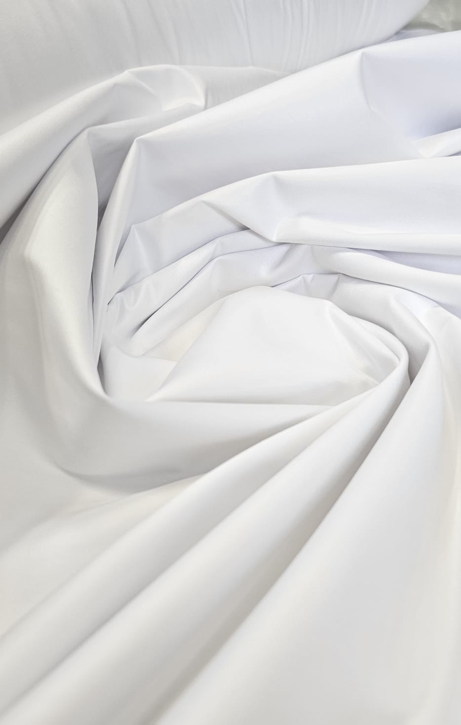 Percal Egípcio Acetinado Branco - 400 Fios  COM SUJEIRA - Largura 2,80m x Comprimento 0,50 cm