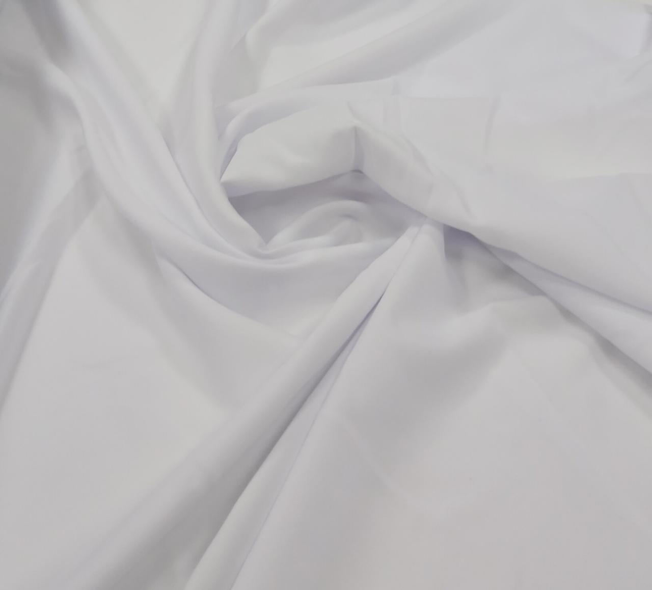 Oxford Liso Branco  COM SUJEIRA - Largura 1,47 m x Comprimento  1,80 m 