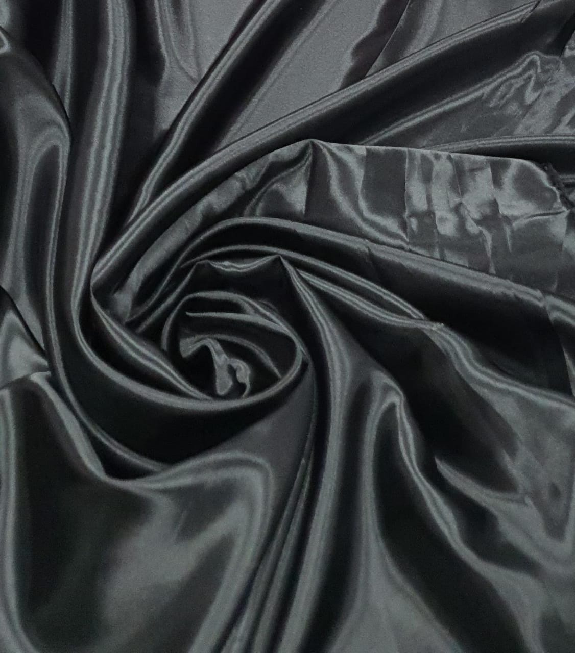 Cetim Charmeusse Liso Preto - Largura 1,47 m x Comprimento 1,60 m 