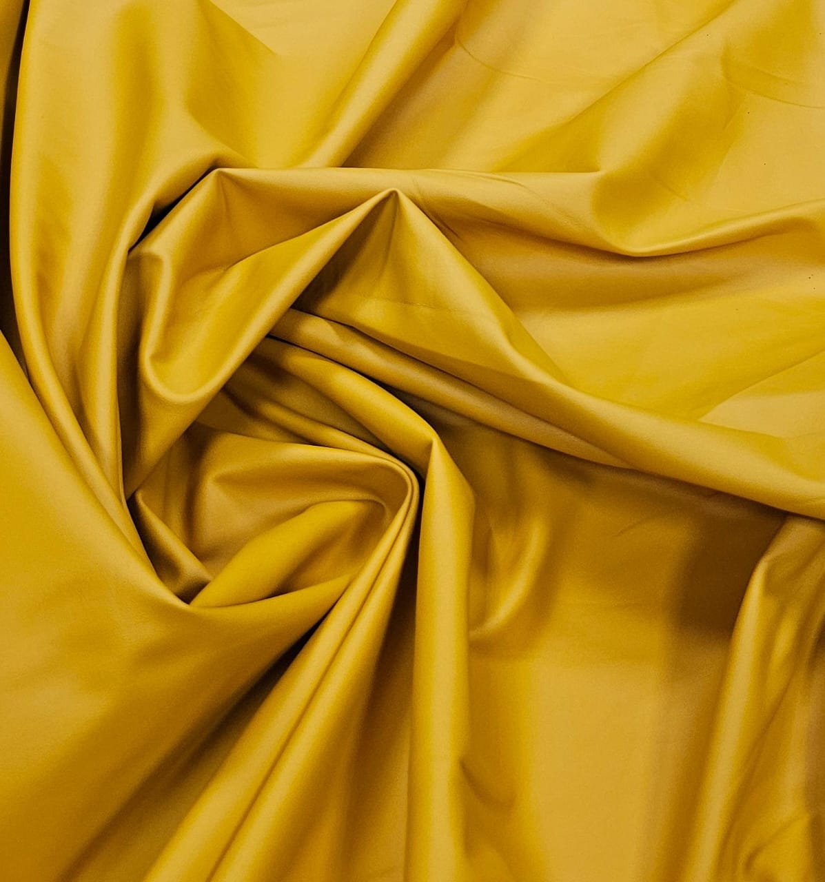 Poliester PU Amarelo Mostarda - Largura 1,45 m x Comprimento 3,50 m 
