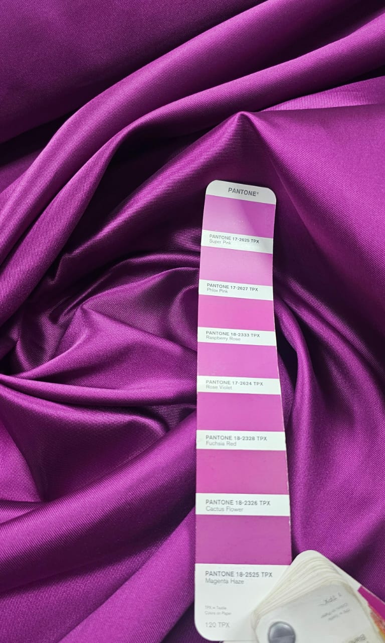 Zibeline Fucsia - Largura 1,47 m x Comprimento 0,60 cm
