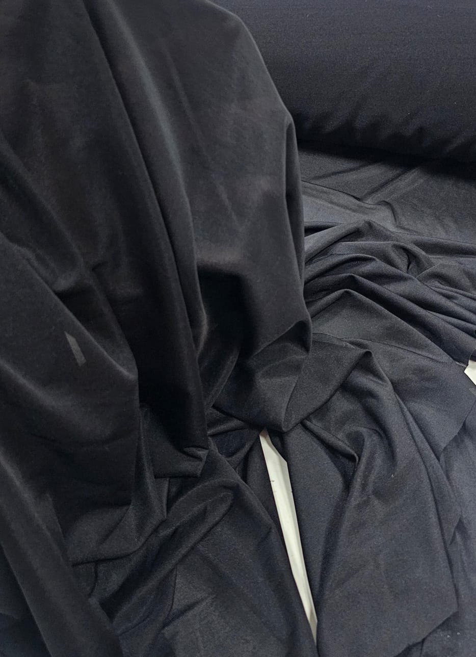 Malha Helanquinha Extra Fina Preto - Largura 1,50 m x Comprimento 1,50 m 