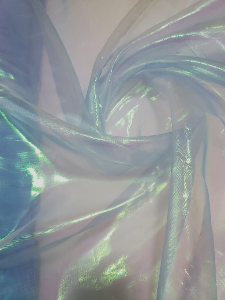 Organza Holográfica Azul - Largura 1,50 m x Comprimento 0,80 cm