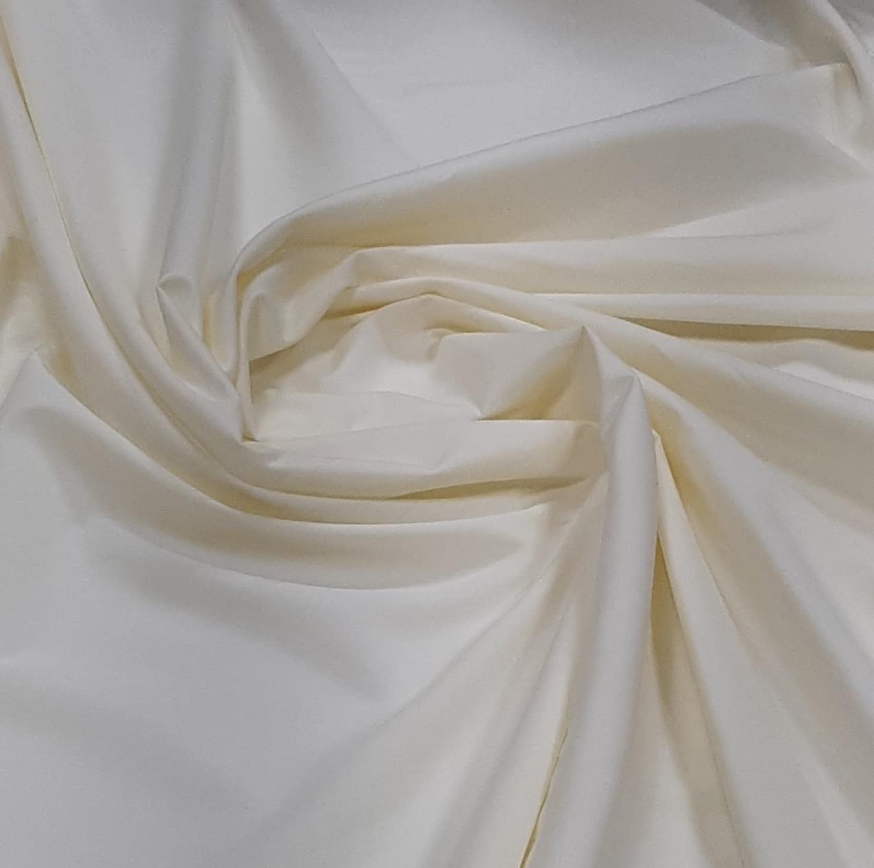 Tricoline Lisa Premium Creme 100% Algodão COM SUJEIRA  - Largura 1,50 m x Comprimento 1 m 