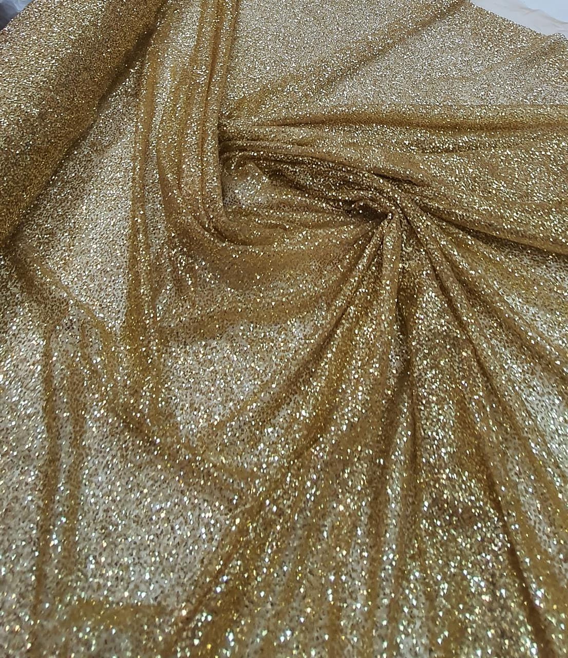 Tule com Glitter Dourado Pesado  - Largura 1,40 m x Comprimento 0,50 cm
