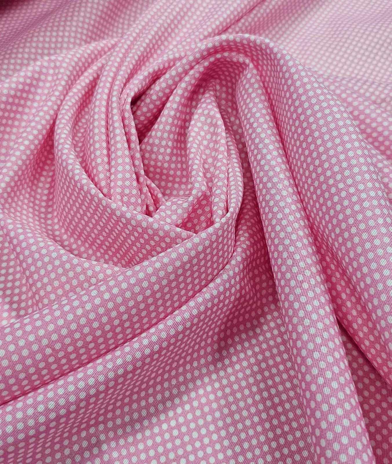 Tergal Estampado Poá Fundo Rosa COM SUJEIRA - Largura 1,47 m x Comprimento 3 m 