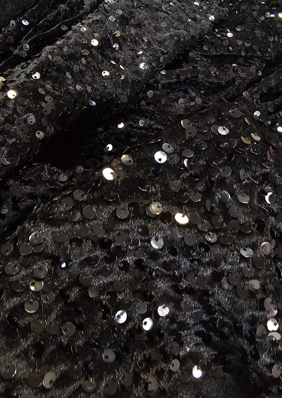 Veludo Cristal Bordado Preto COM DEFEITO - Largura 1,50 m x Comprimento  1 M 