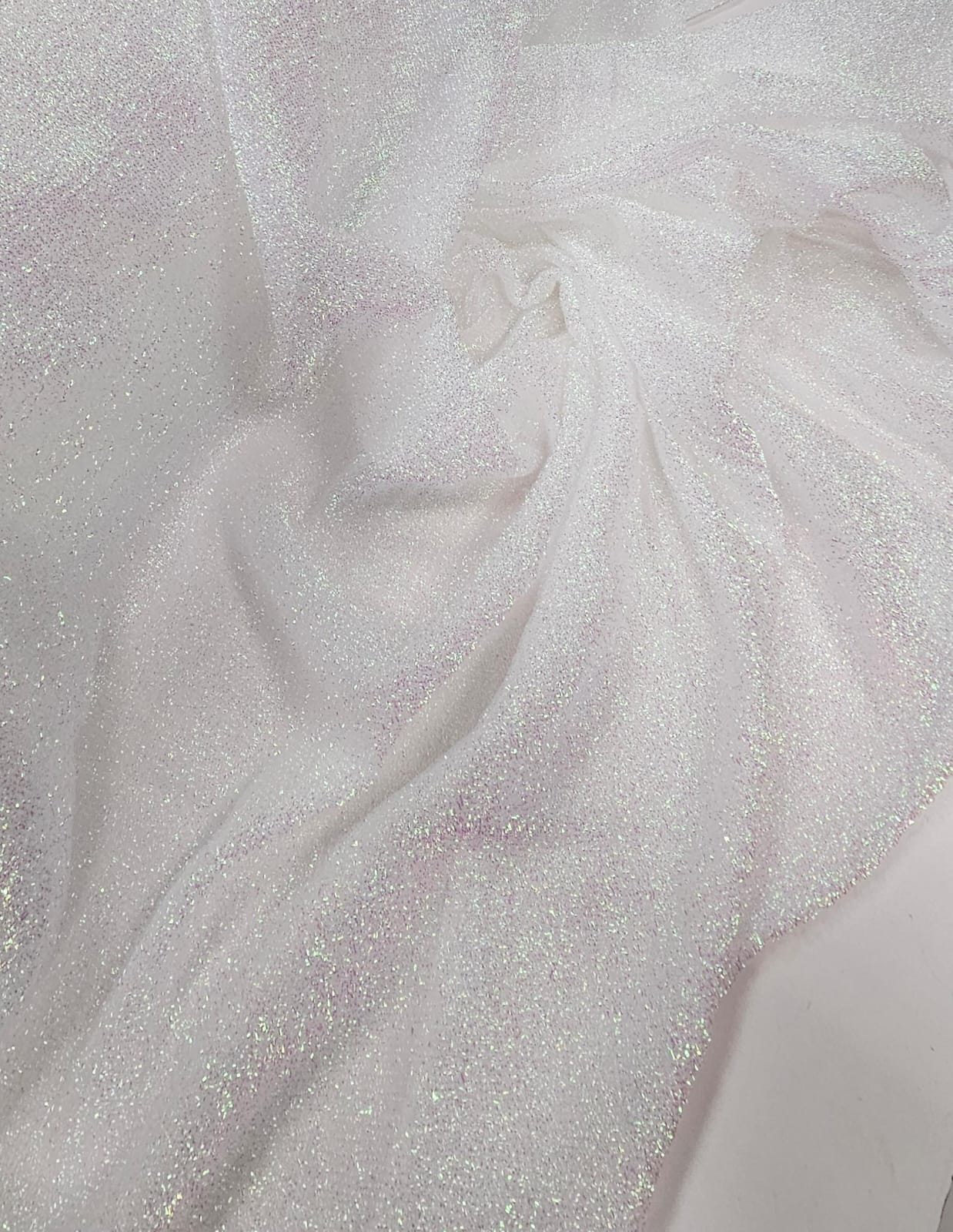 Lurex Esponja Branco Holográfico - Comprimento 2  m x Largura 1,65 m