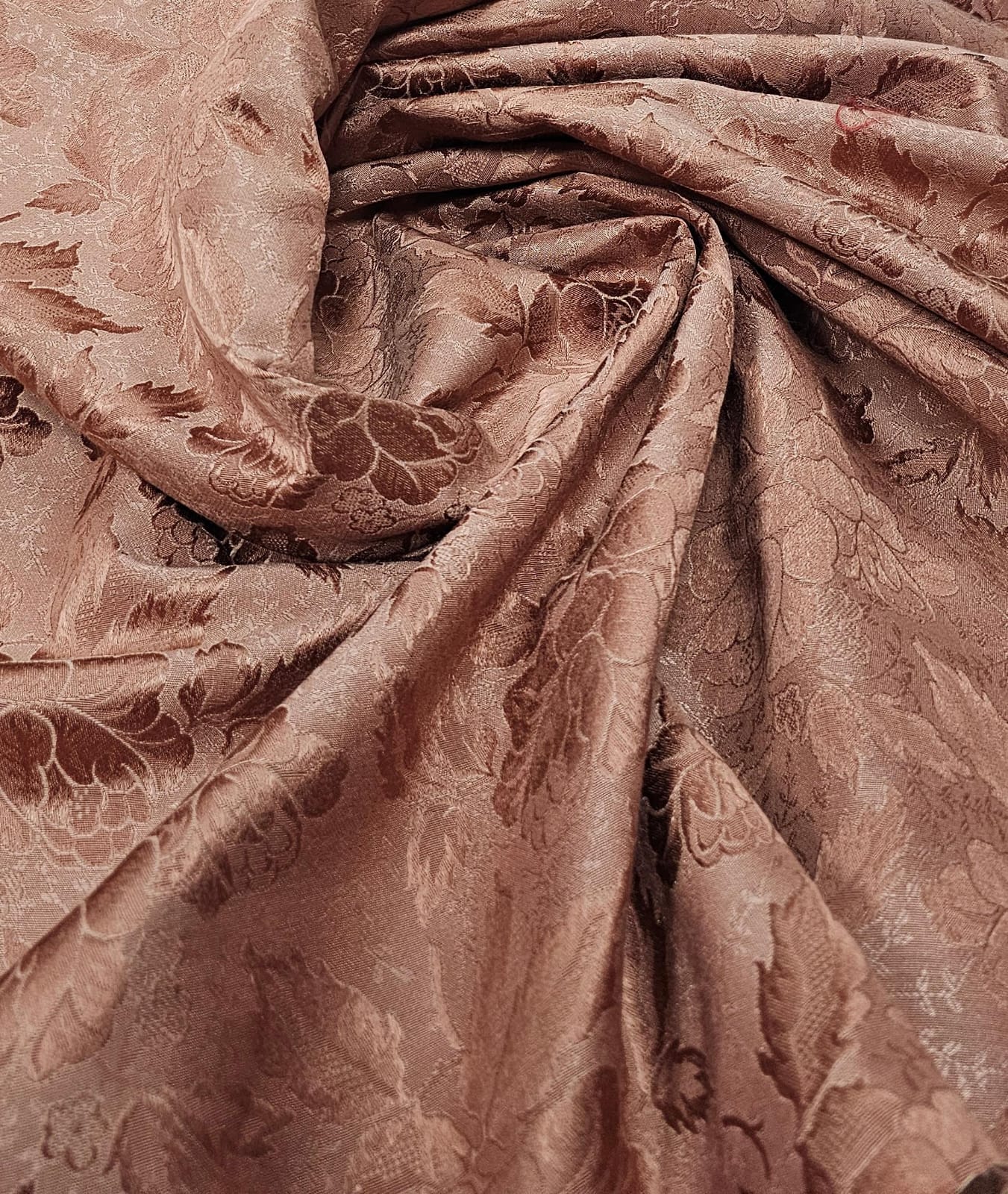 Jacquard Gobelem Pesado Tapecol Goiaba Floral - Comprimento 4 m x Largura 1,30 m 