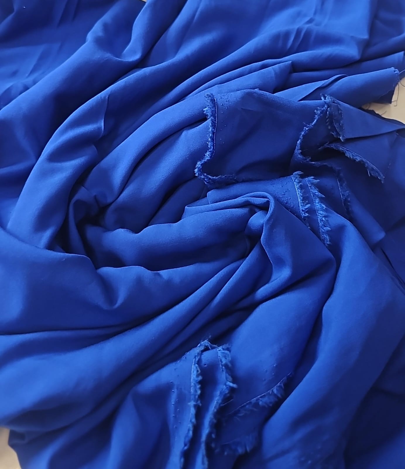 Viscose royal - Comprimento 1,60 m x Largura 1,40 m 