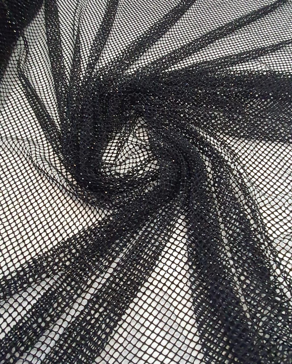 Tela Arrastão Preto com Pedrarias Preta - Comprimento 0,95 cm x Largura 1,30 m