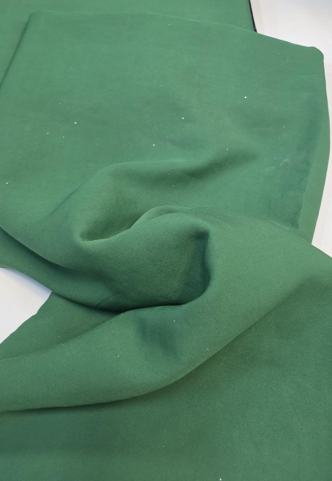 Alfaiataria barbie verde - Comprimento 2,80 m x Largura 1,50 m   