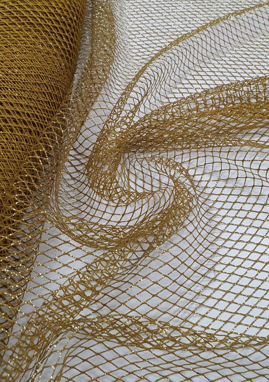 Tela Com Glitter Bali Dourada COM FUROS - Comprimento 1 m x Largura 1,60 m