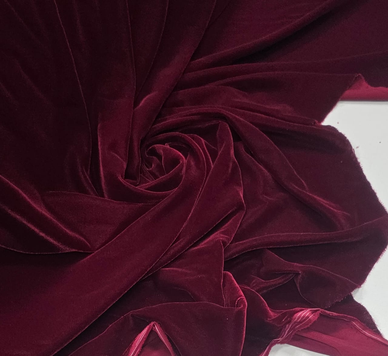 Veludo Tipo Alemão Três Águias Marsala  COM FUROS - Comprimento 1,30 m x Largura 1,40 m