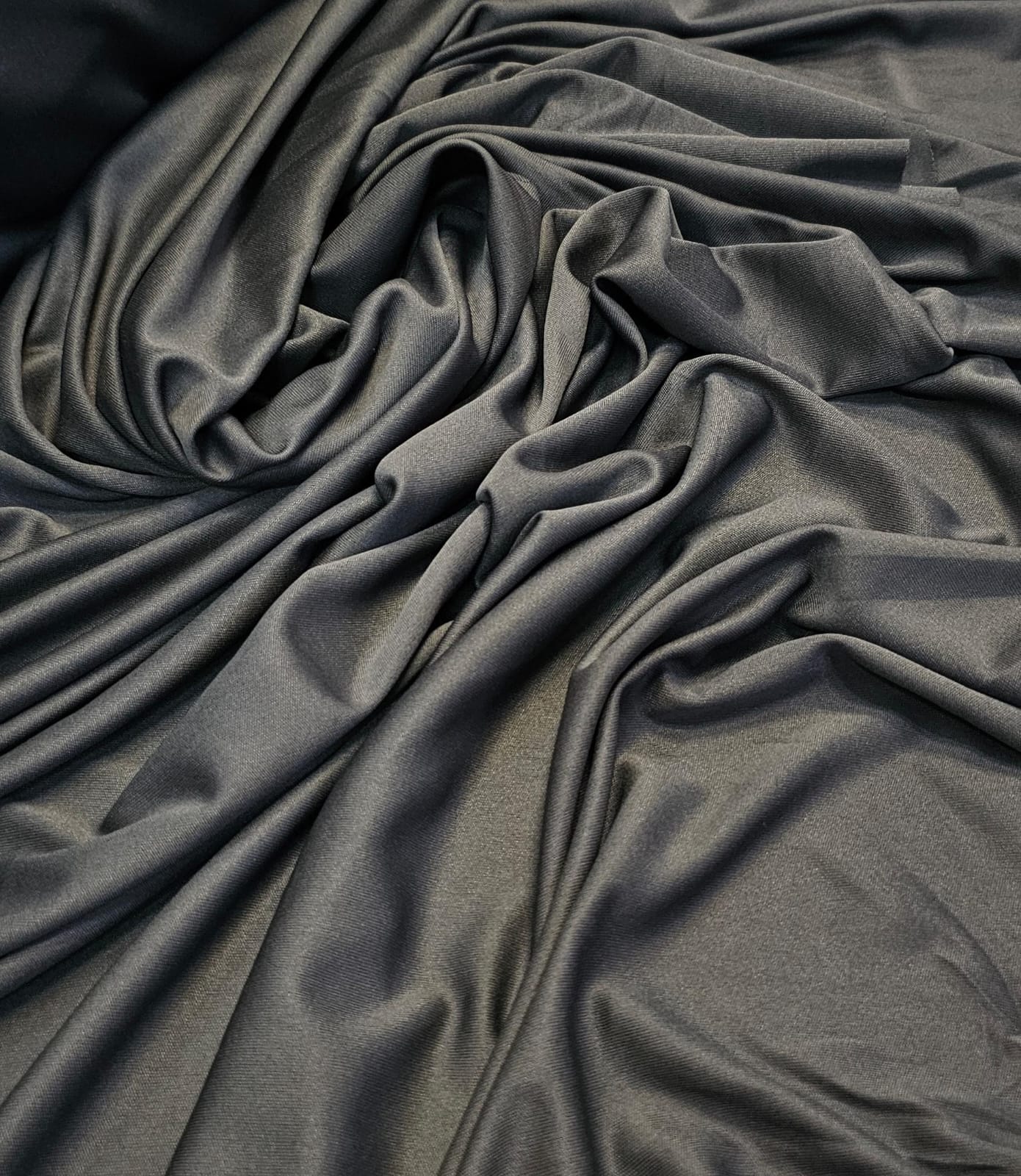 Malha Helanca Lisa Cinza Grafite AMASSADO  - Comprimento 1,30 m x Largura 1,80 m