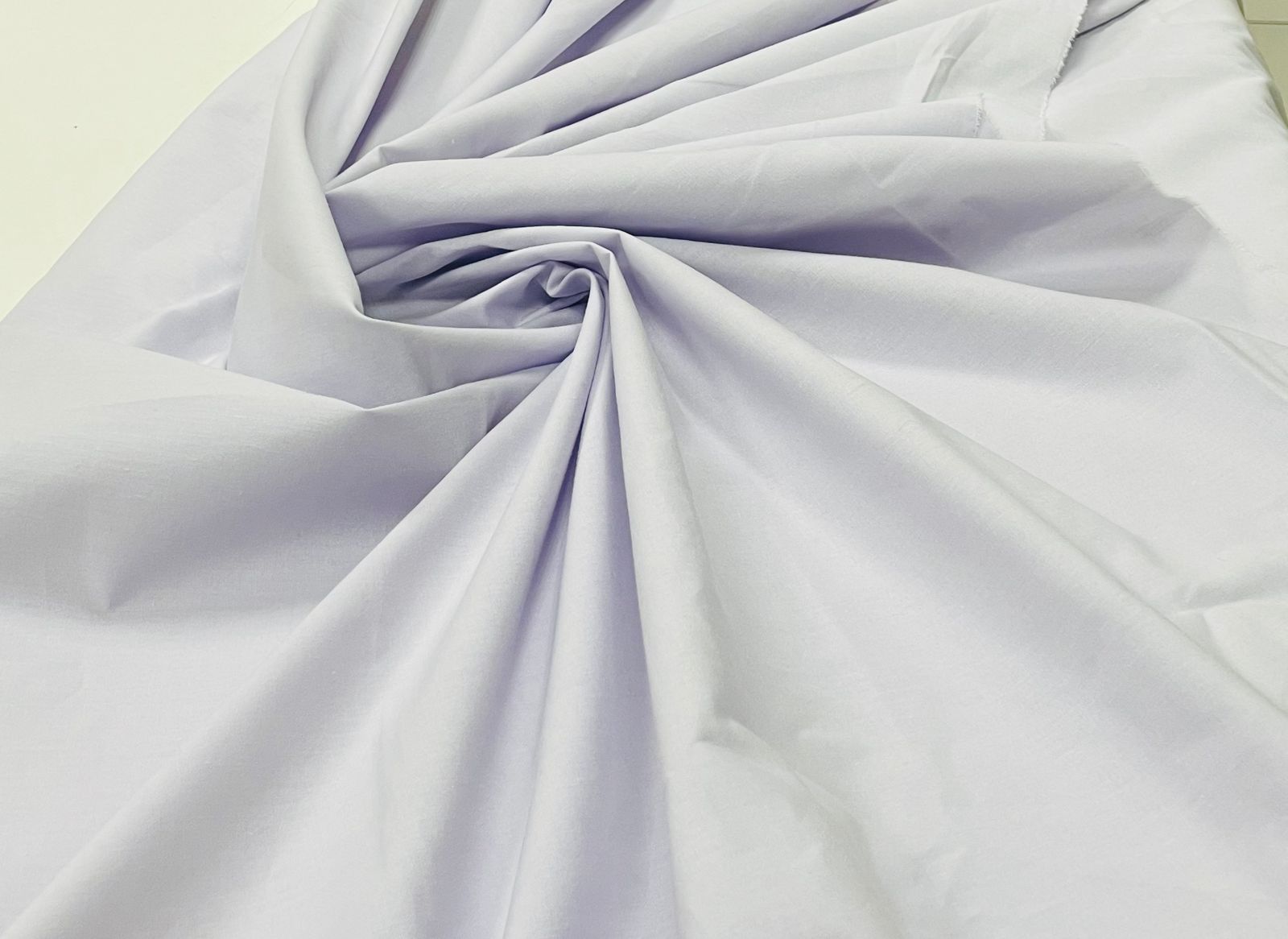 Percal Lilás Claro - 200 Fios - Comprimento 1 m x Largura 2,50 m 