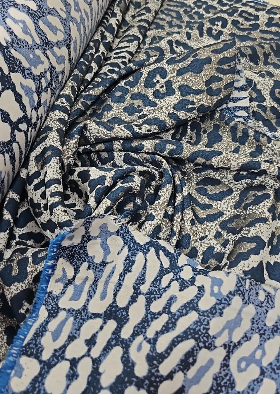 Bengaline Jacquard Animal Print COM MANCHA - Comprimento 1 m x Largura 1,50 m 