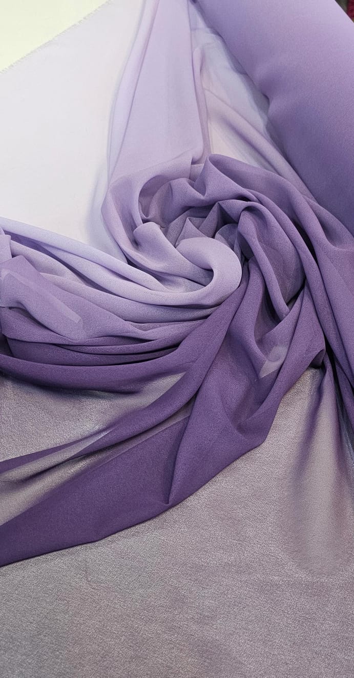 Mousseline Toque de Seda Degradê Roxo com Lilás - Comprimento 1,50 m x Largura 1,47 m 