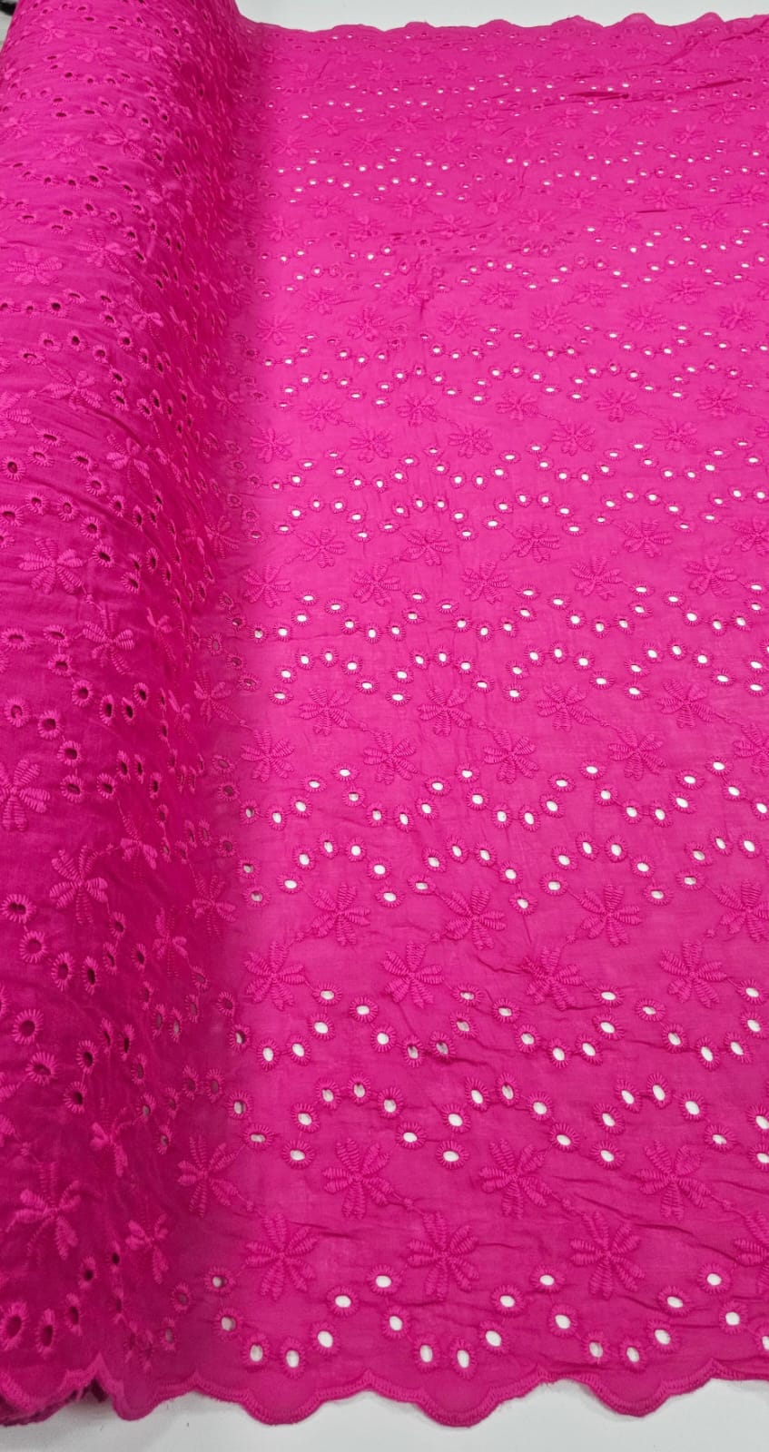 Layse Bordada Pink Modelo I82 COM SUJEIRA  - Comprimento 1 m x Largura 1,35 m 