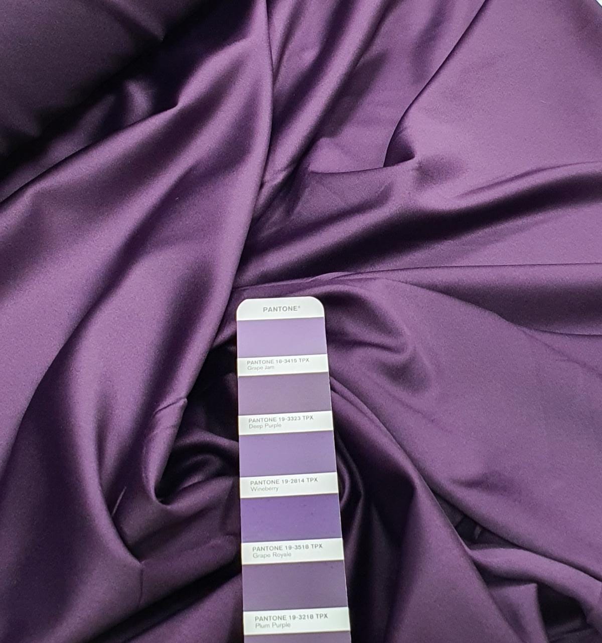 Crepe Amanda Liso Roxo Berinjela - Comprimento 1 m x Largura 1,50 m