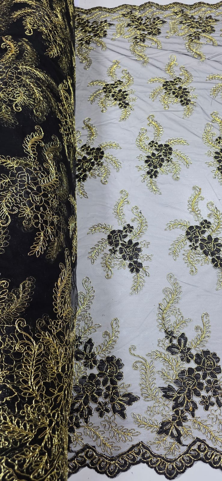 Tule Bordado Europa Bicolor Preto e Dourado JKS8 - Comprimento 1,60 m x Largura 1,30 m