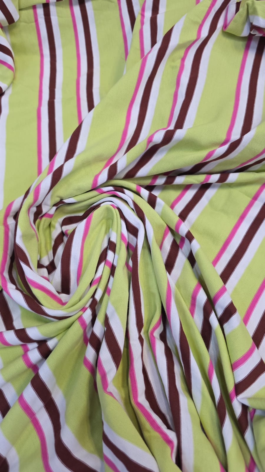 Malha viscolycra fundo limao listrado - Comprimento 0,90 cm x Largura 1,80 m