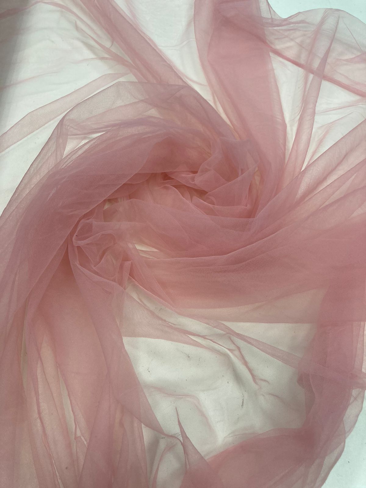 Tule 2º Pele Iluzione Rosê - Comprimento 1,50 m x Largura 1,47 m