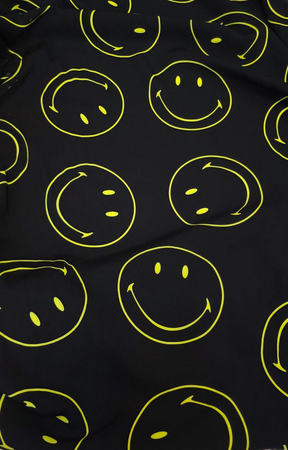 Viscose Premium  smile preto com verde - Comprimento 2,20 m x Largura 1,40 m 