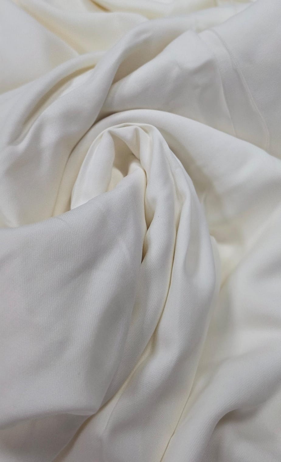 Cupro Off White - Comprimento 1,40 m x Largura 1,45 m 