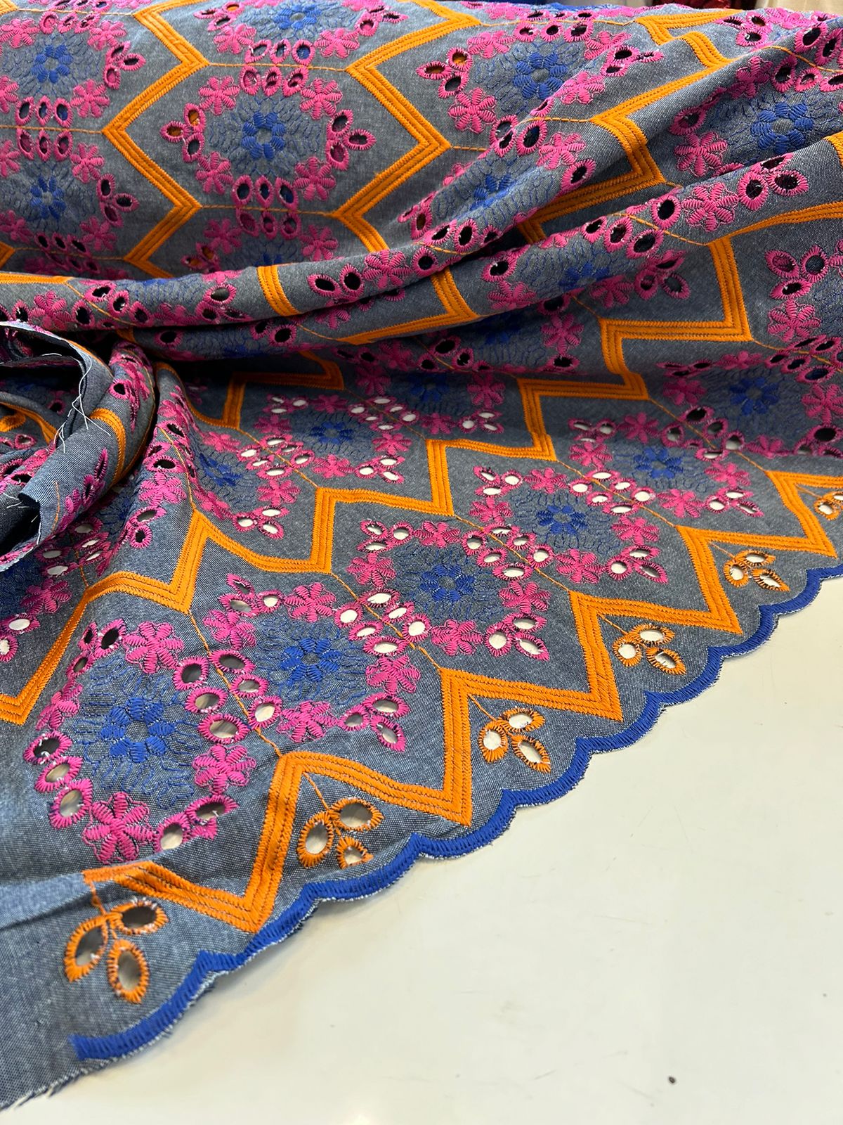 Layse Jeans Bordada Pink com Laranja - Comprimento 3,50 m x Largura 1,30 m