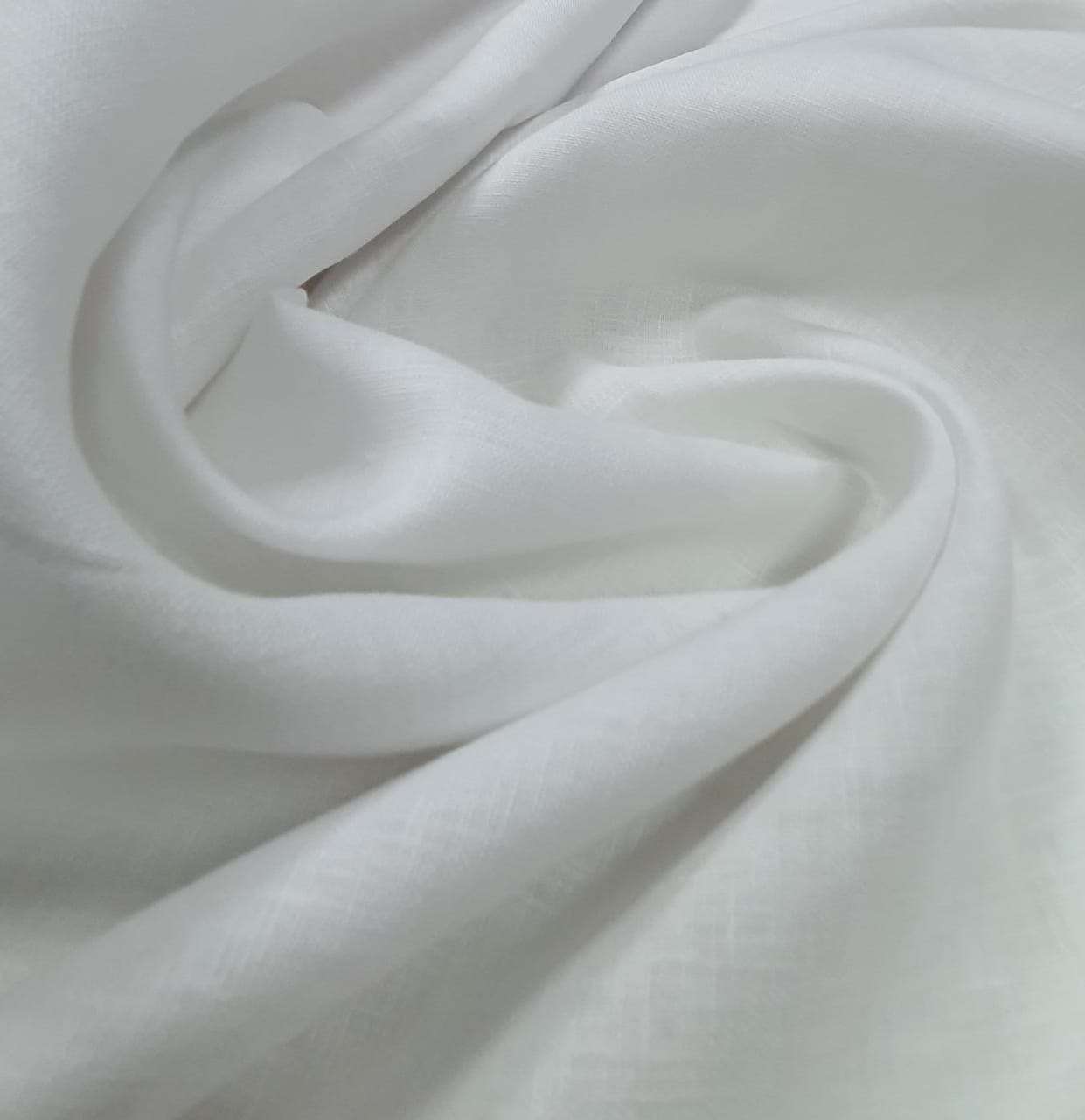 Linho Puro Branco   - Comprimento 0,65 cm x Largura 1,40 m  