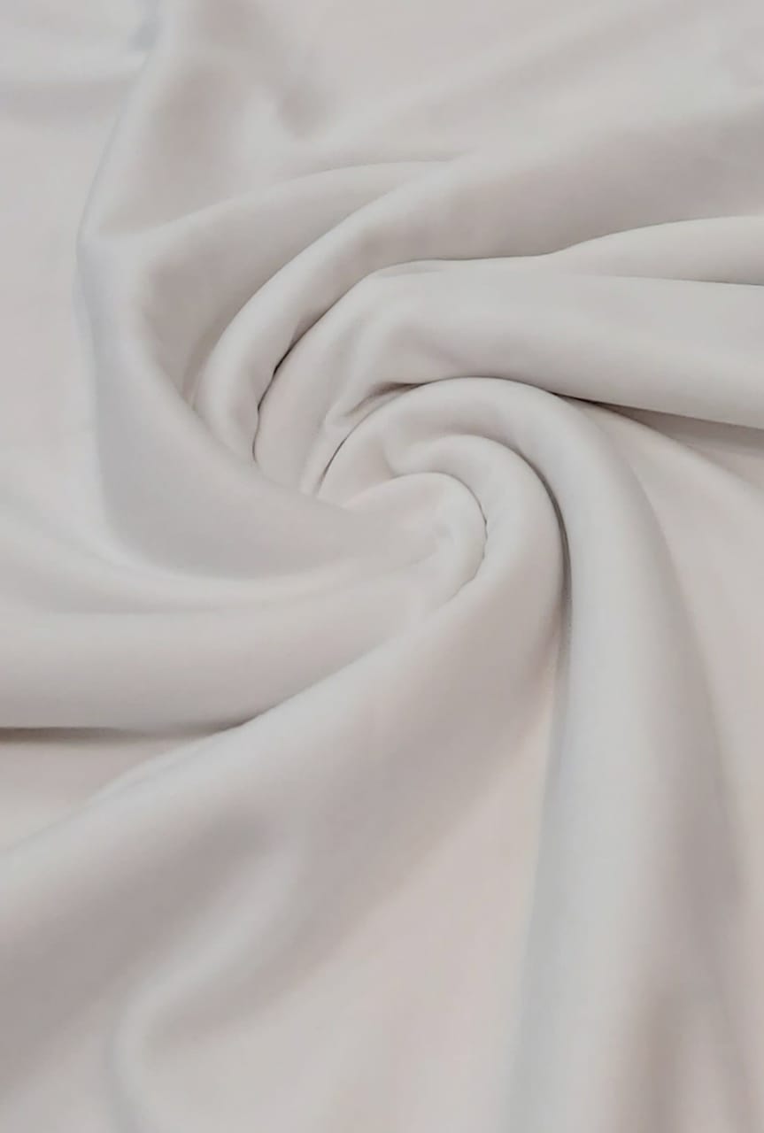 Malha Helanca Lisa Branca COM DEFEITO NA BORDA - Comprimento 0,80 Cm x Largura 1,80 m