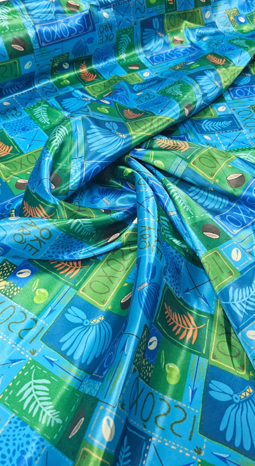 Cetim Estampado Digital Oxóssi - Comprimento 1 ,45 m x Largura  1,47 m  