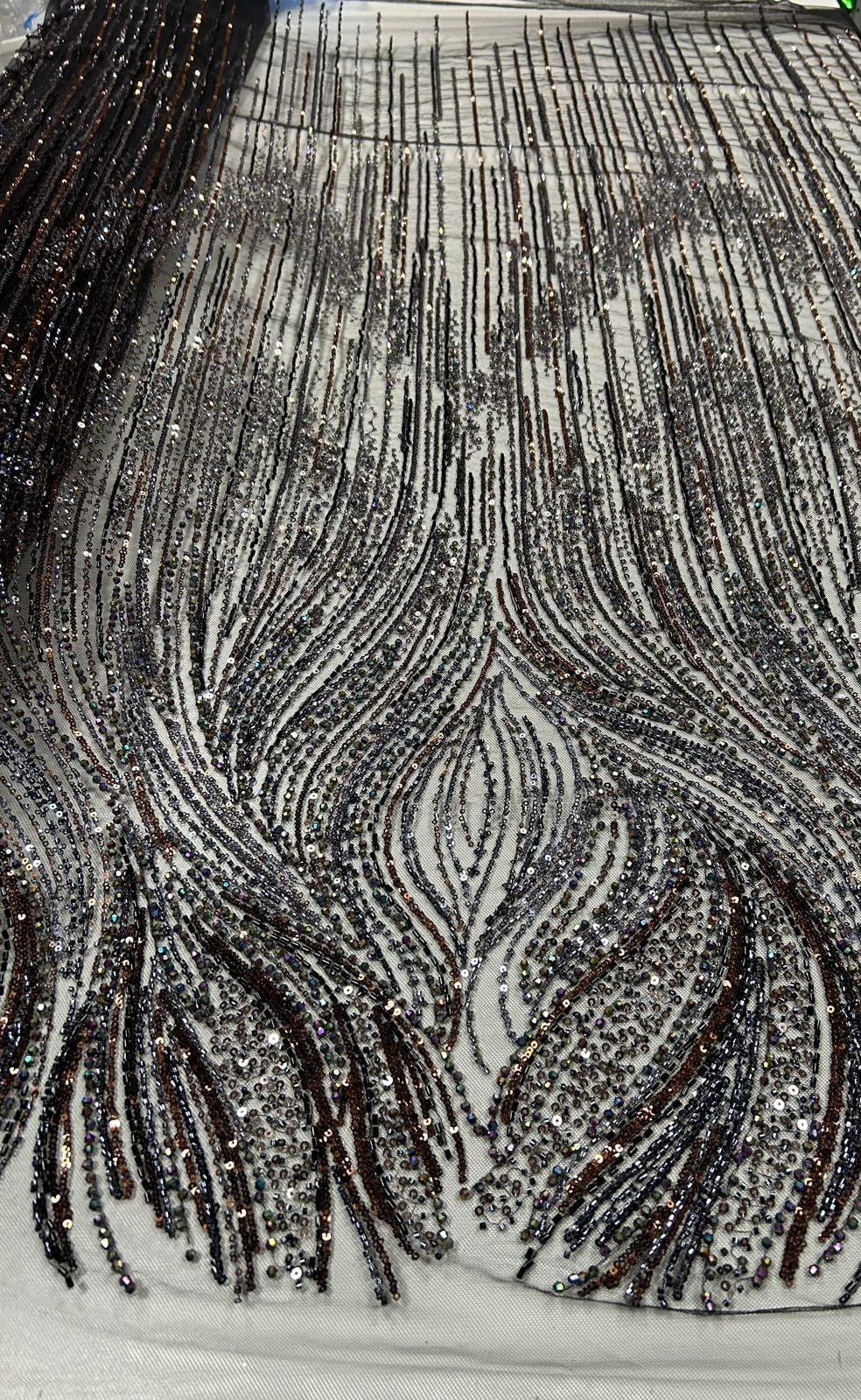 Tule Bordado com Pedrarias Premium Preto Modelo HT97436 - Comprimento 0,55 cm x Largura 1,30 m