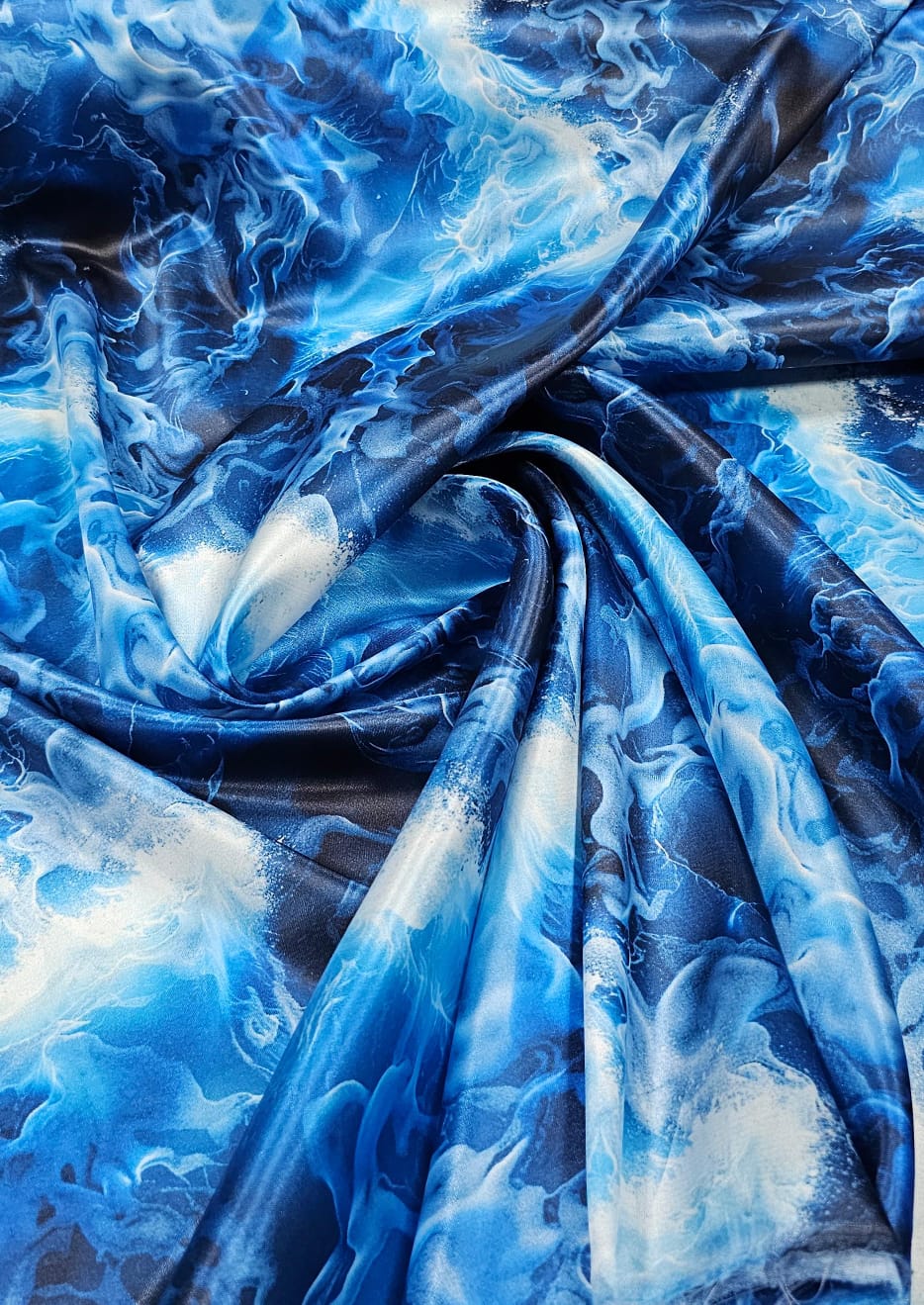 Cetim Estampado Digital Água    - Comprimento 1,90 m  x Largura 1,47m