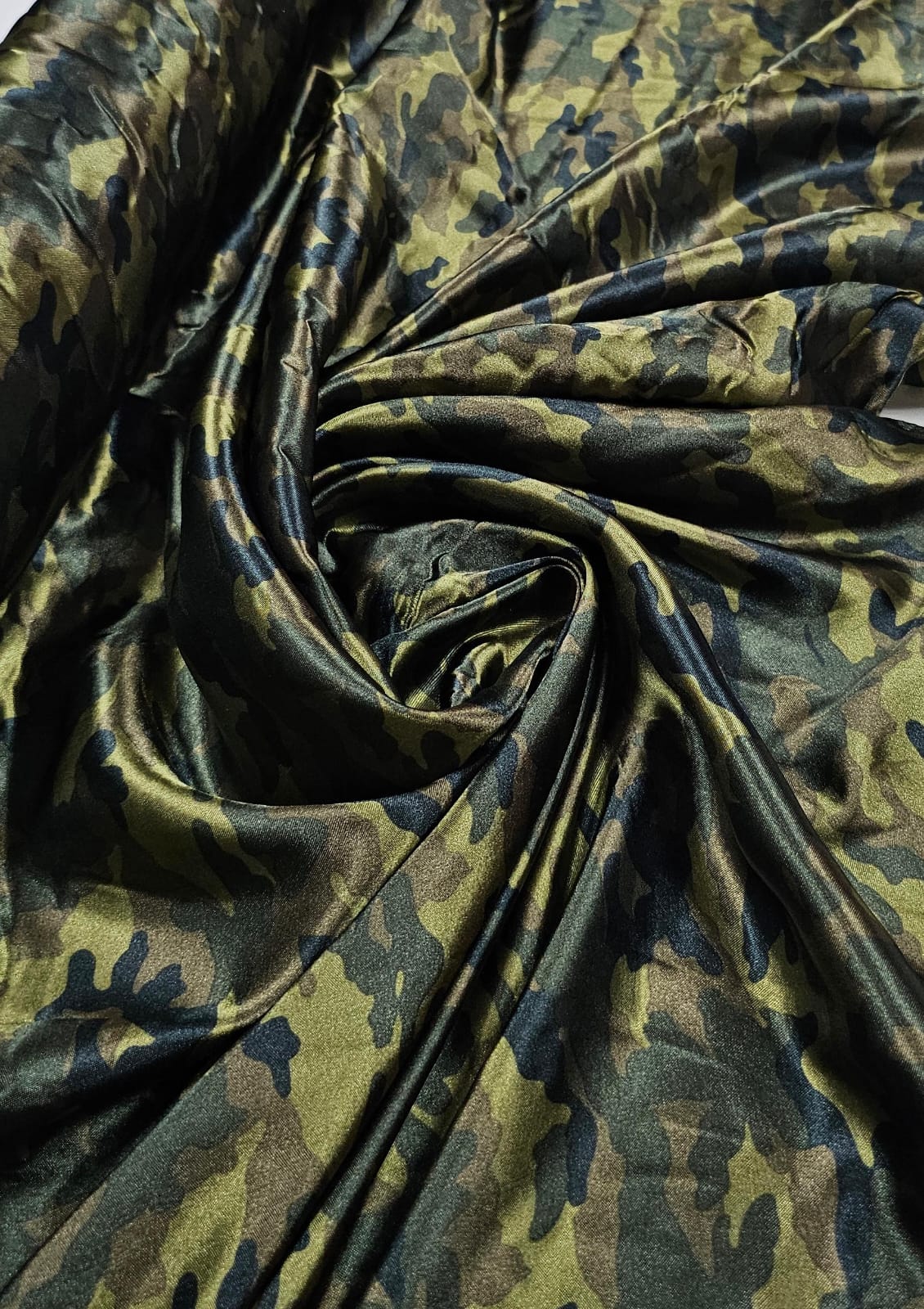 Cetim Estampado Camuflado - Comprimento 1 m x Largura 1,47 m