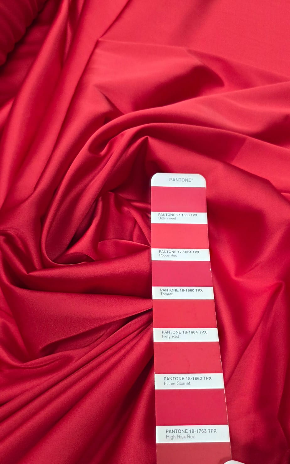 Cetim c/ elastano Splendor Dull Opaco Vermelho Ferrari - Comprimento 0,95 cm x Largura 1,47 m