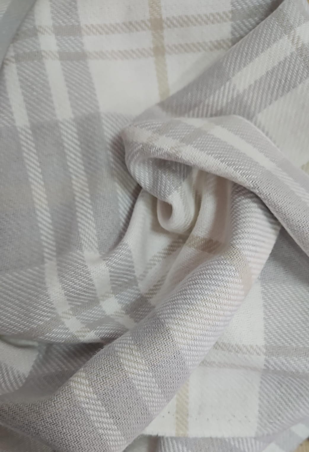 Flanela Renout Xadrez Branco e Cinza - Comprimento 3 m x Largura 1,45 m 