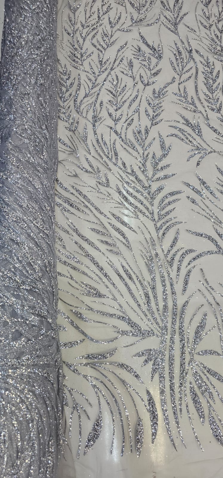 Tule Diamond Prata  Modelo LYD064    - Comprimento 0,60 cm x Largura 1,45 m