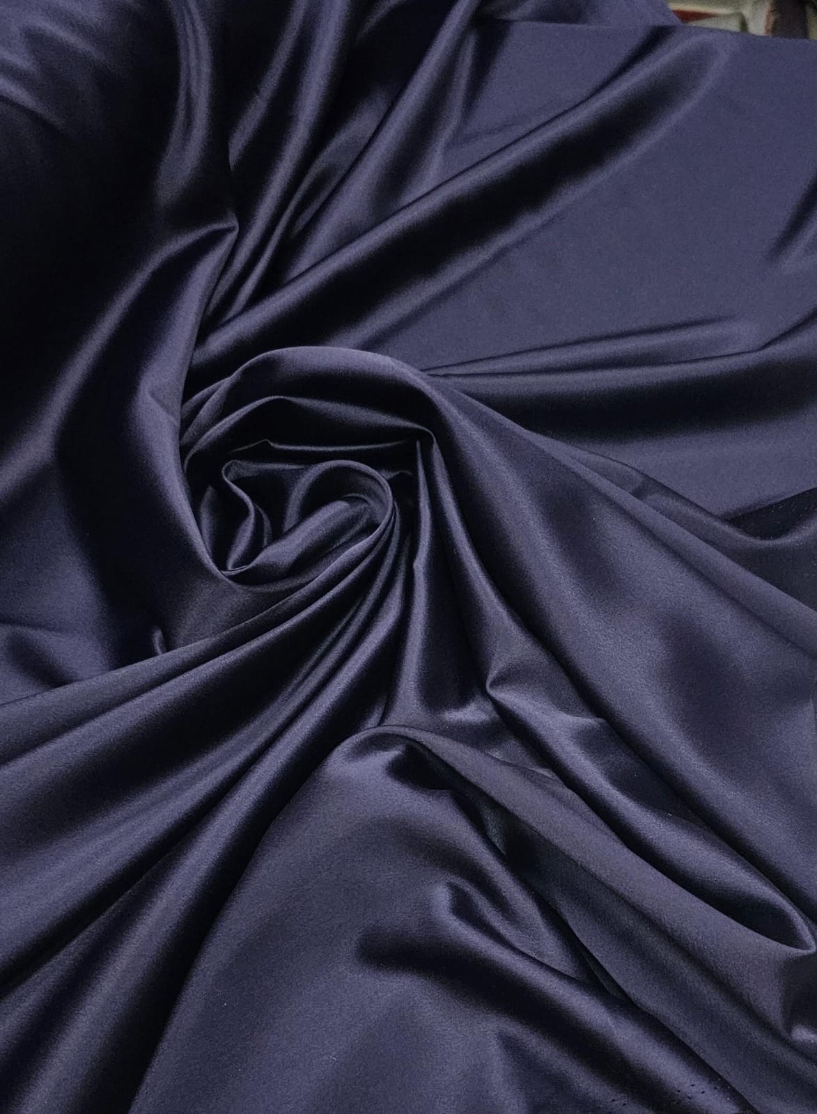 Crepe Amanda Liso Azul Marinho  - Comprimento 1 m x Largura 1,50 m