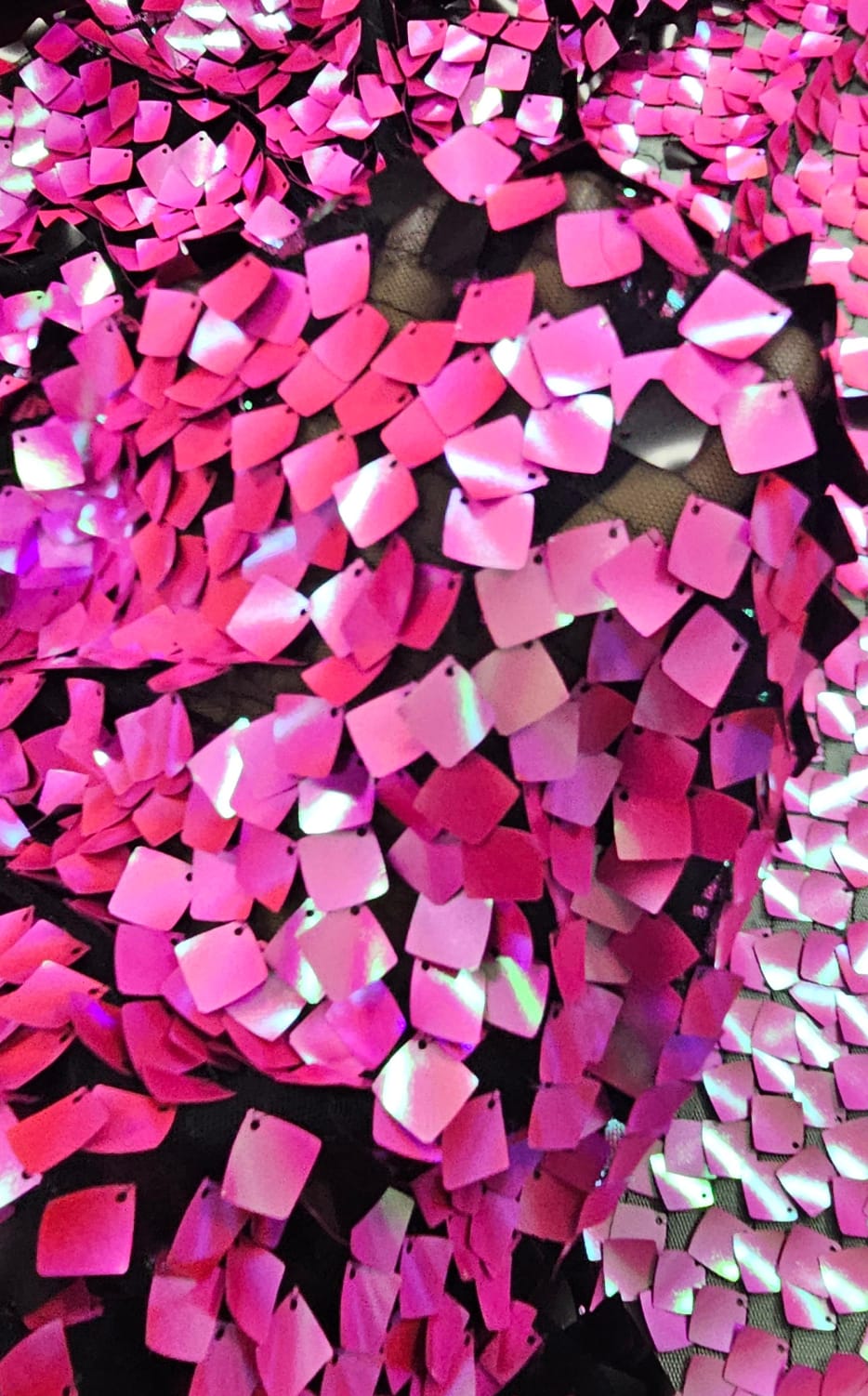 Paetê Bordado Metalic Pink Holográfico - Cumprimento 1, m x Largura 1,40 m