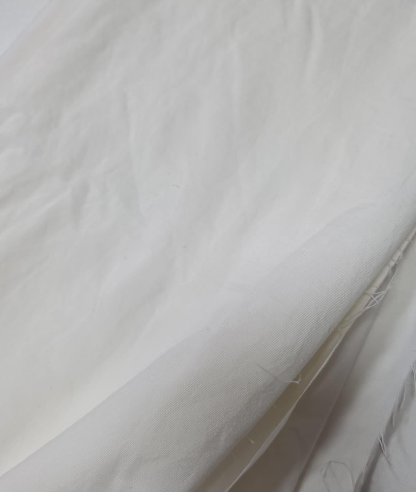 Nylon premium de poliamida macias textil OFF WHITE - Comprimento 1 m x Largura 1,50 m