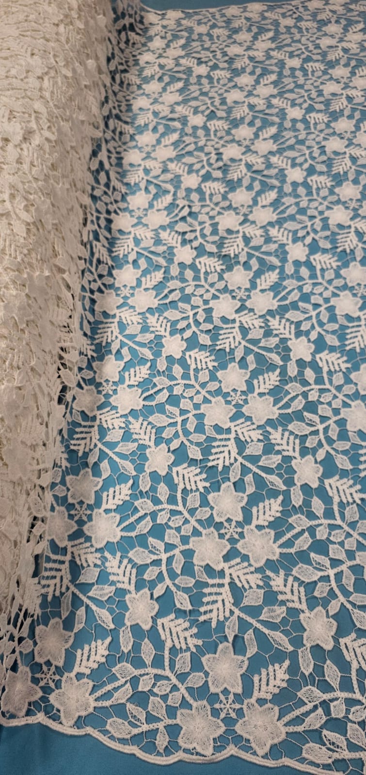 Renda Guipir Marbella Off White COM FURO- Comprimento 0,80  cm x Largura 1,30 m 