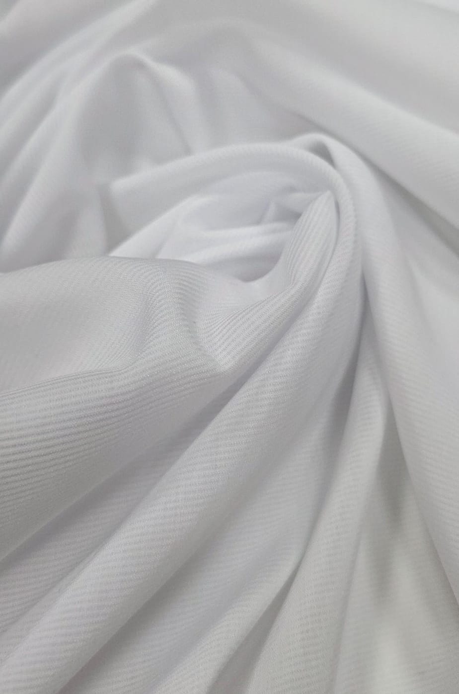 Seda com Algodão Maquinetado Branco COM SUJEIRA - Comprimento 1,60 m x Largura 1,40 m