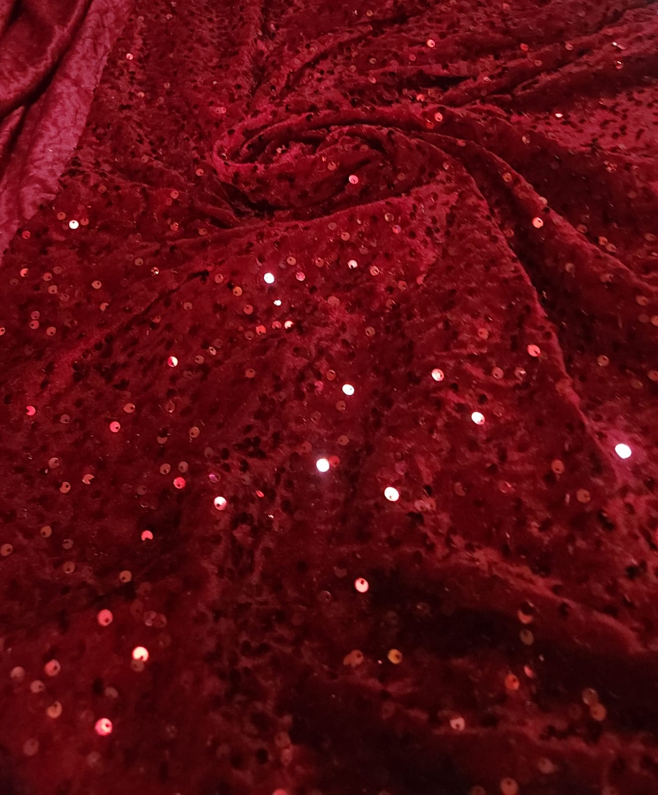 Veludo Cristal Bordado Bordô - COMPRIMENTO 0,85 CM X lARGURA 1,50 M