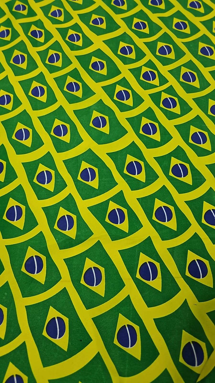 Chitão Estampado Mini Bandeiras do Brasil - Comprimento 3 m x Largura 1,40 m