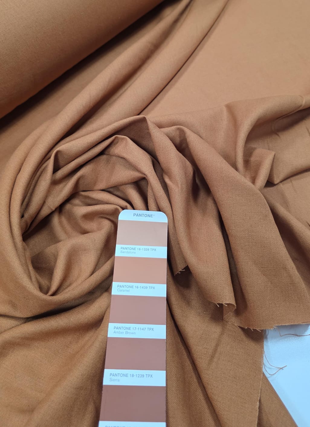 Linho com Viscose Caramelo - Comprimento 1,90 m x Largura 1,37 m