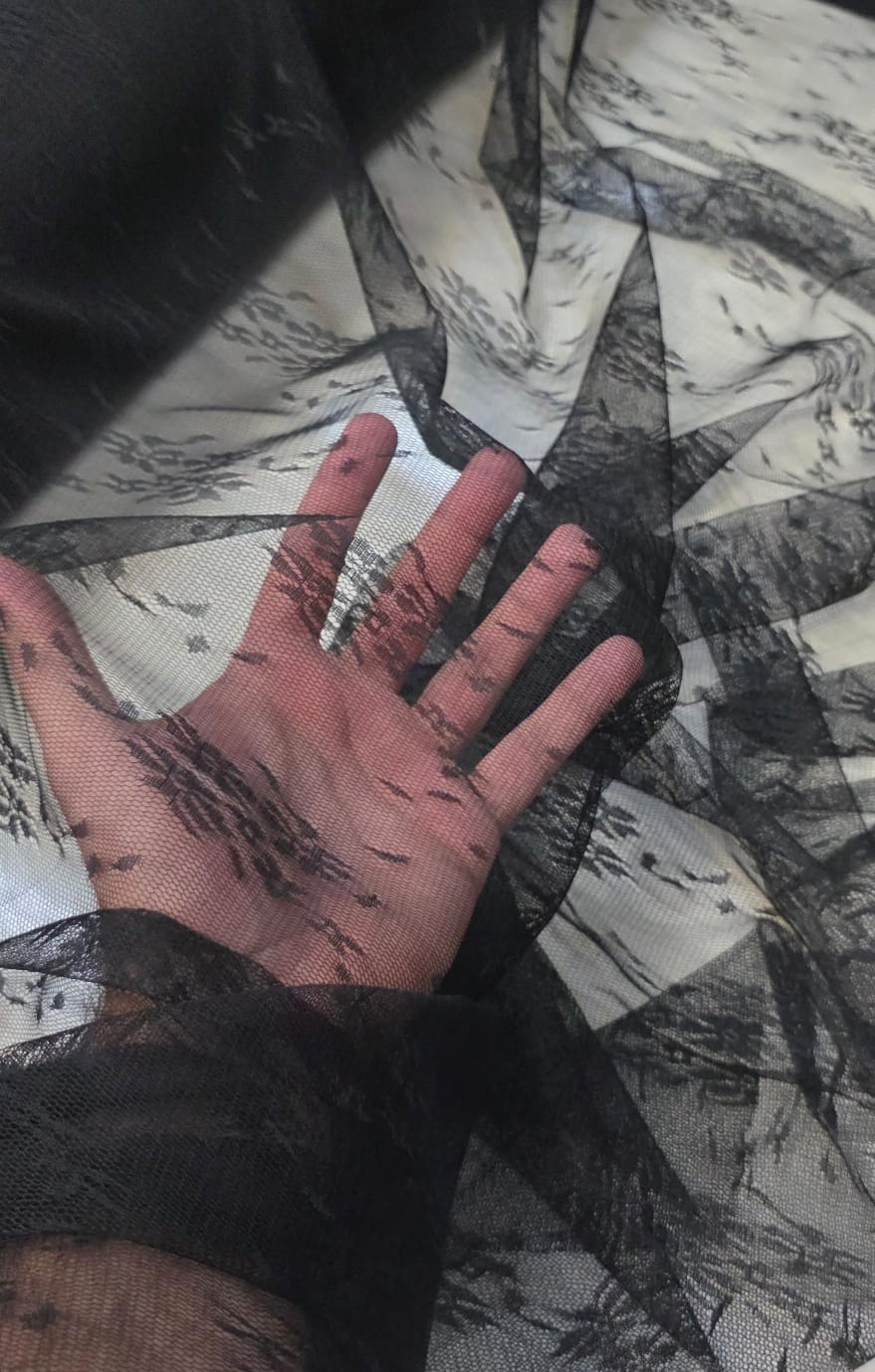 Tule Jacquard Preto - Comprimento 1,40 m x Largura 1,50 m 